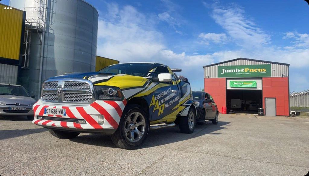 Jumbo Pneus ROUEN 76 Pneus pas cher Normandie - Dépanneuse pneu